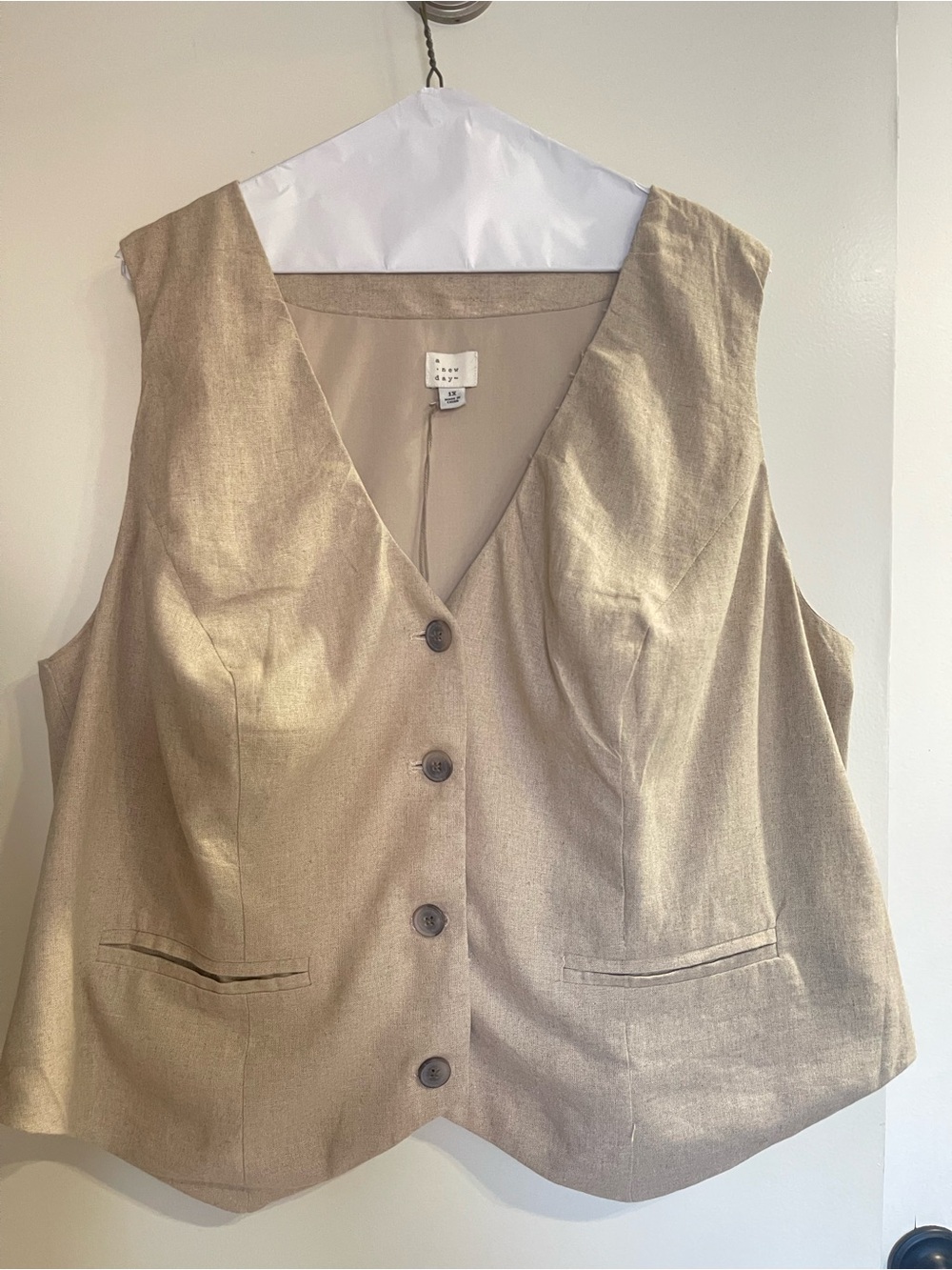 Women's Linen-Blend Beige Vest by Target’s New Day 1X
